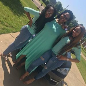 Meet your Posher, Angela